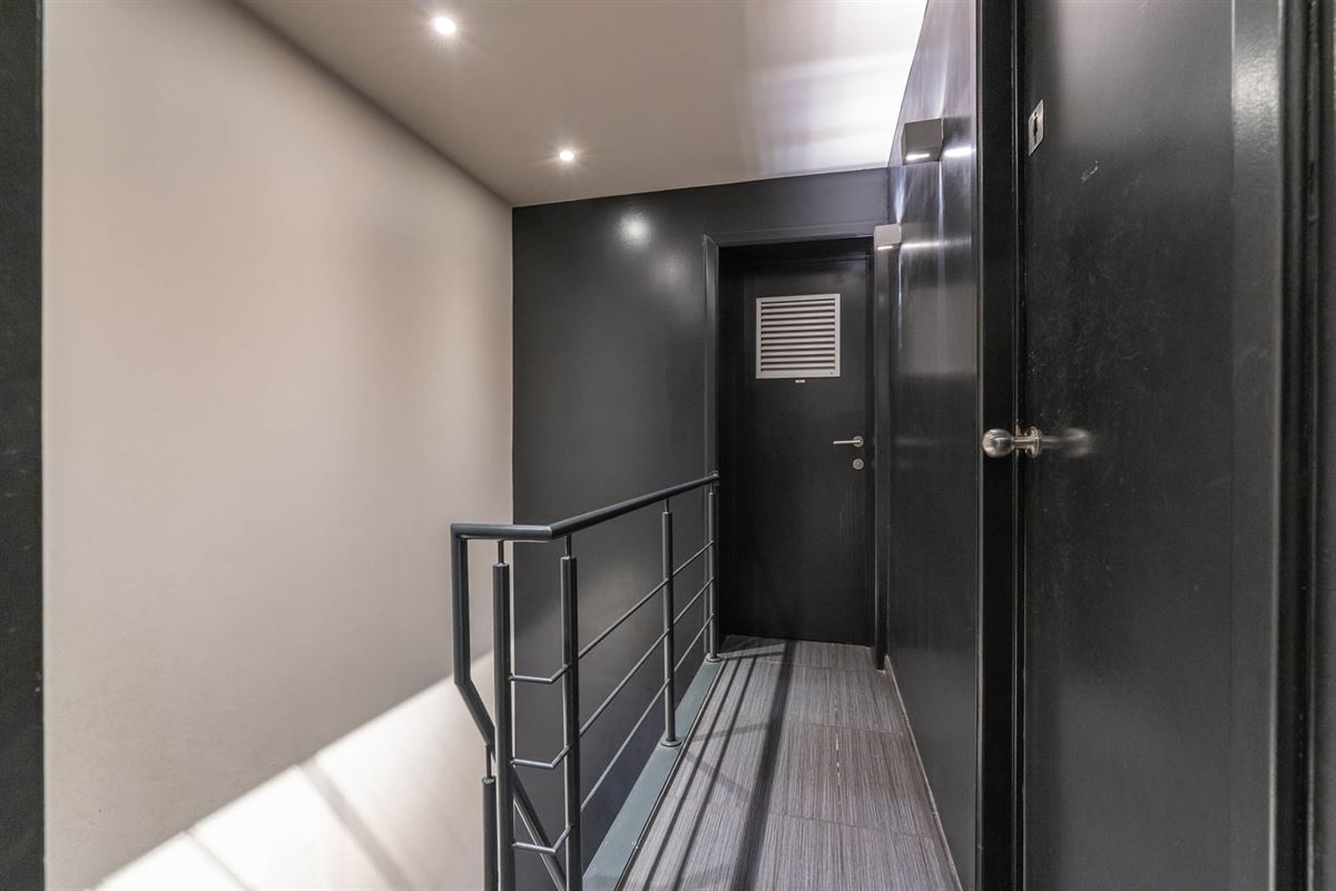 Commerce avec appartement