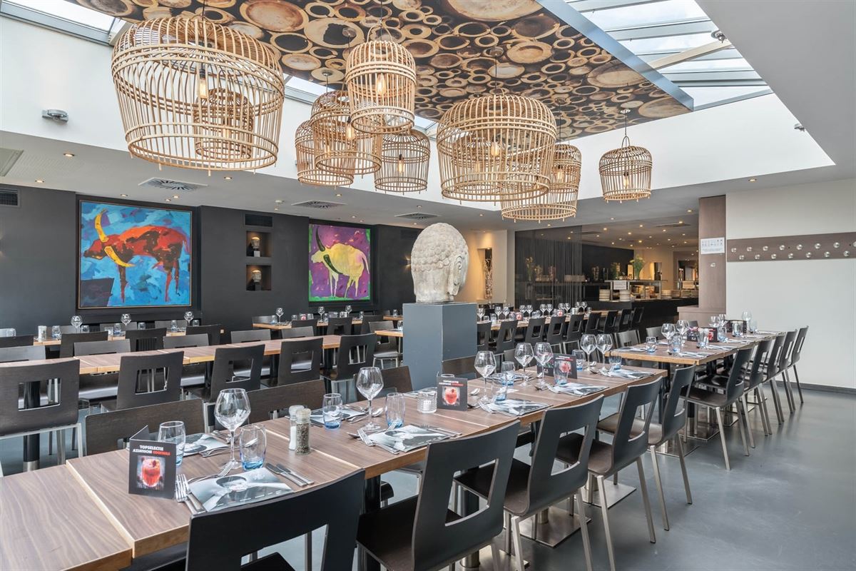 Commerce avec appartement