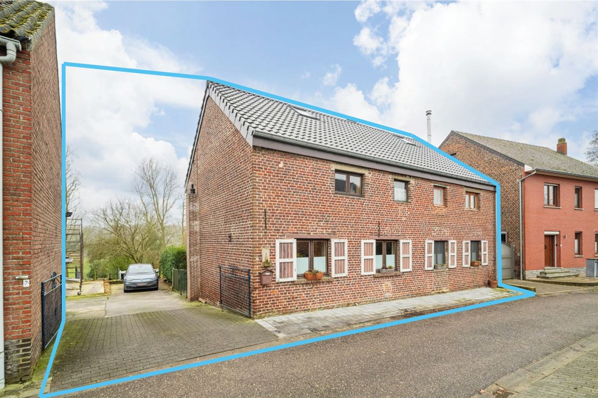 Gerenoveerde boerderij met zicht op groen