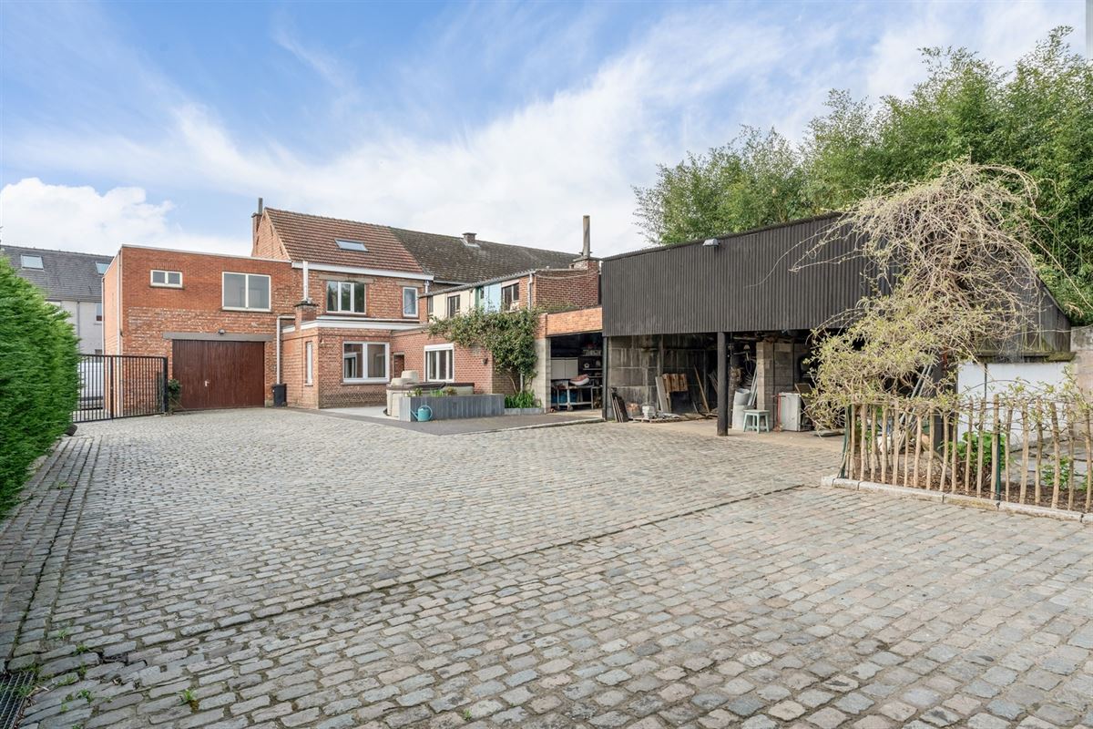 Te renoveren woning met potentieel