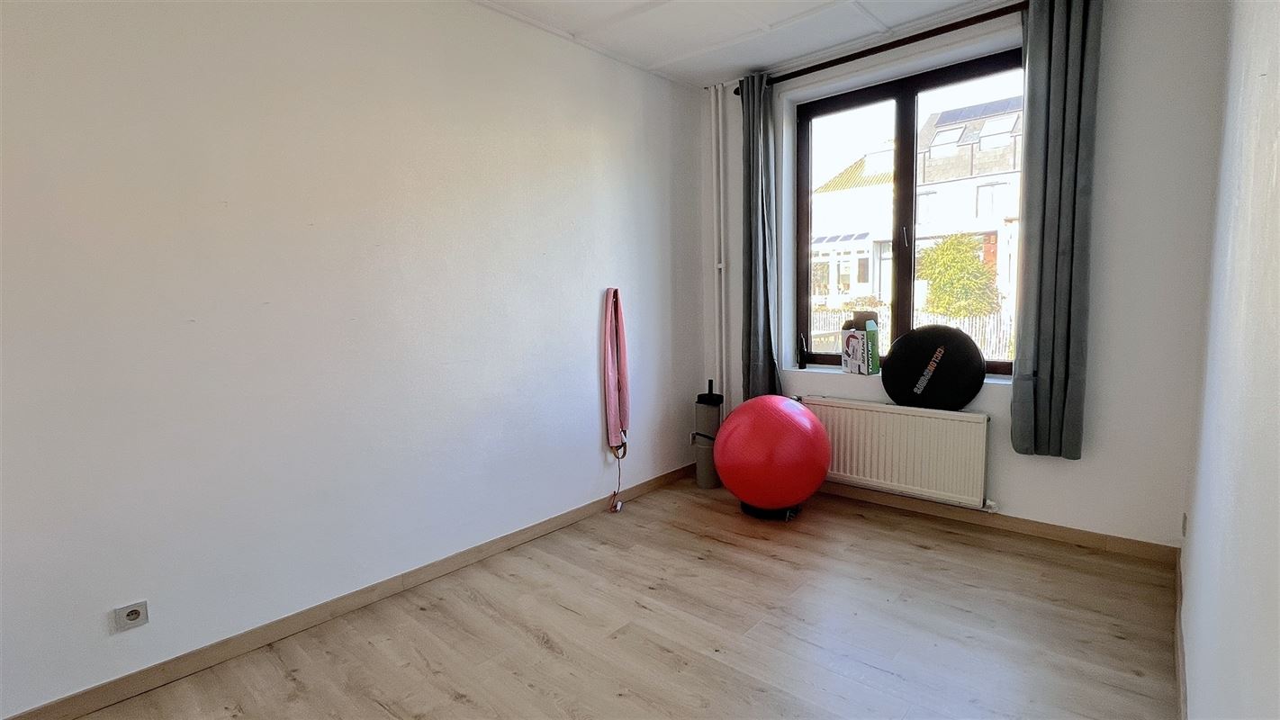 Huis met 5 slaapkamers en 2 badkamers