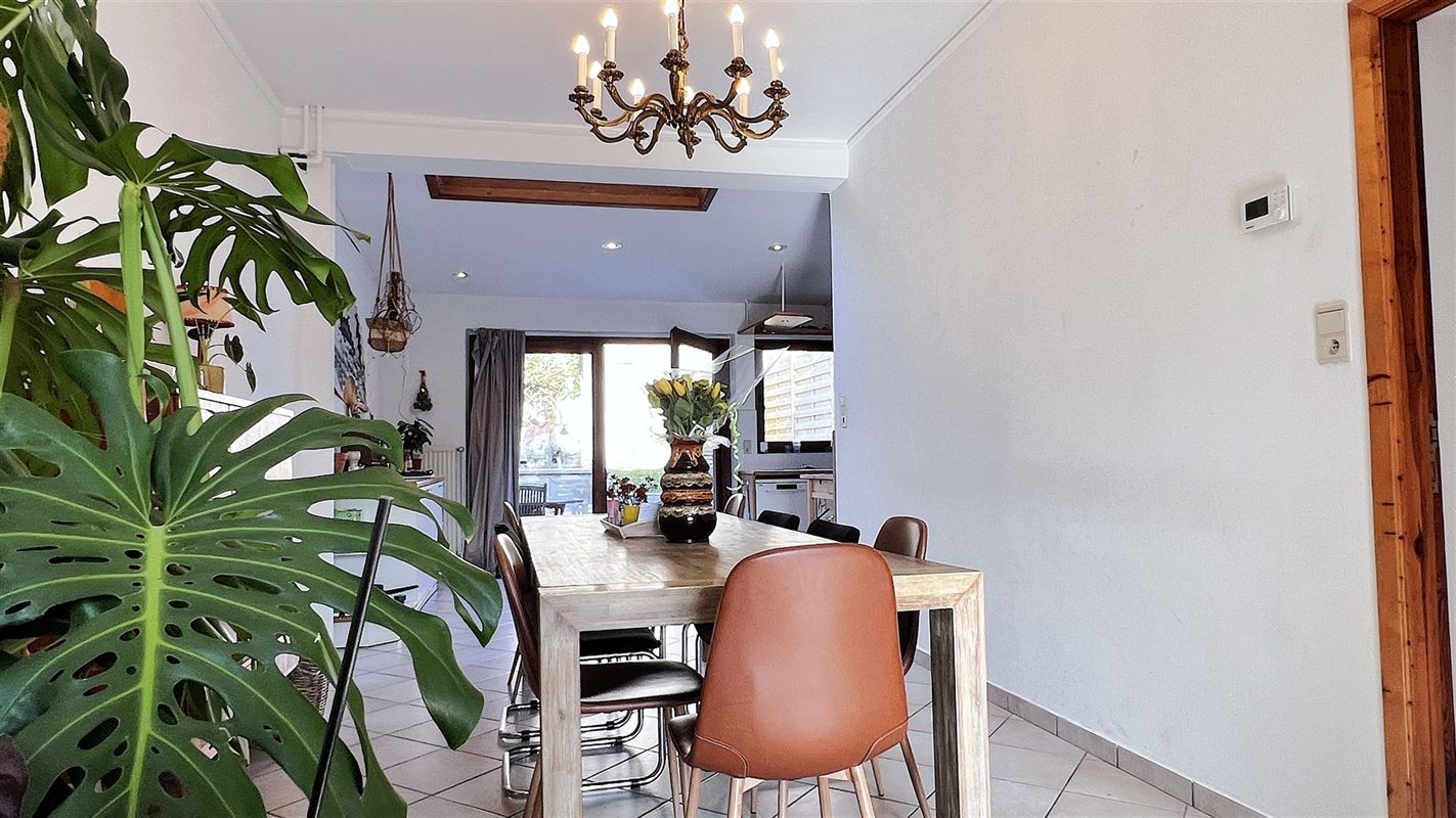 Huis met 5 slaapkamers en 2 badkamers