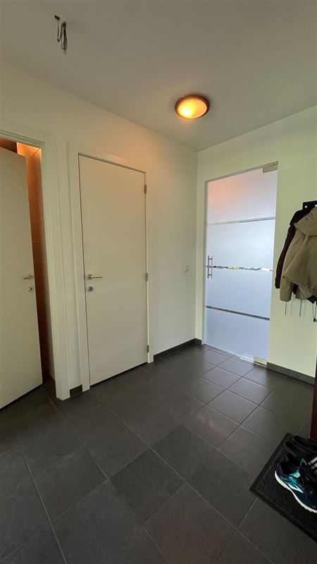 Appartement 2 slaapkamers + terras + staanplaats