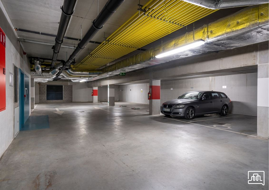 Appartement met twee slaapkamers en parkeerplaats