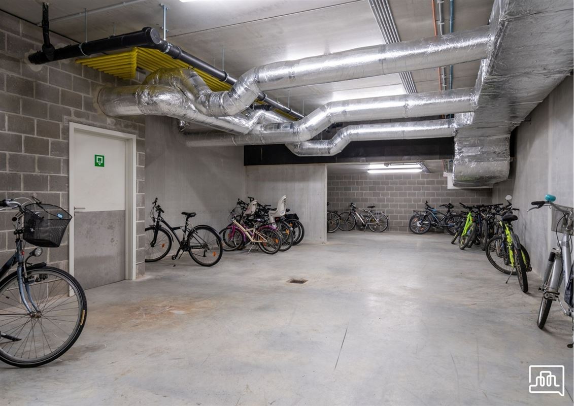 Appartement met twee slaapkamers en parkeerplaats