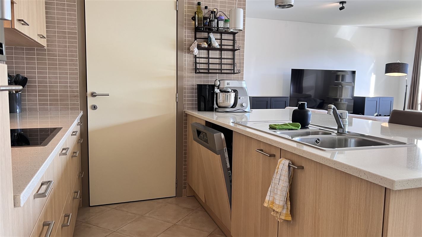 Appartement 2 slaapkamers + bureau + PK