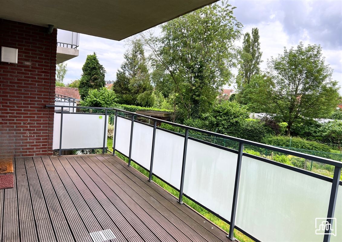 Appartement 2 slaapkamers + bureau + PK