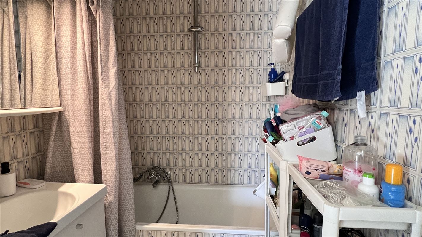 Appartement twee slaapkamers + terras