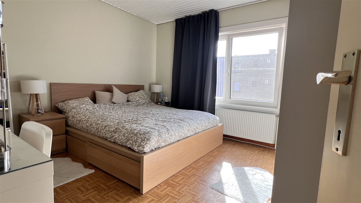 Appartement twee slaapkamers + terras