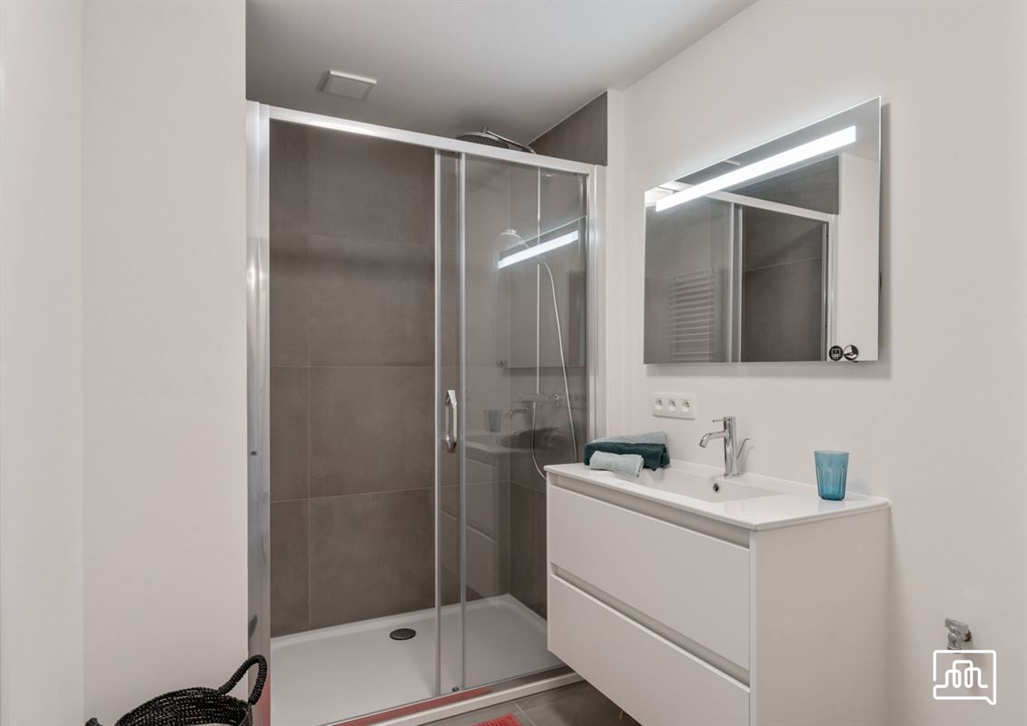 Appartement met 2 slaapkamers en een garage