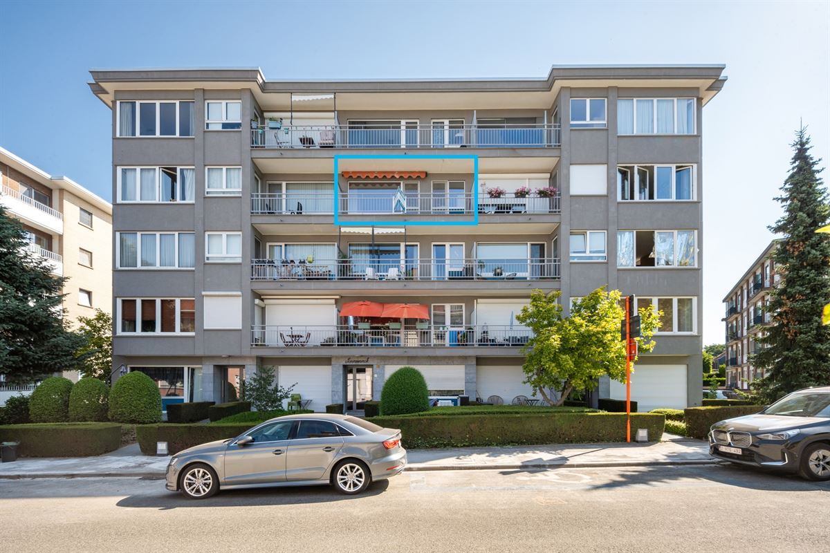 Appartement met twee slaapkamers + garage