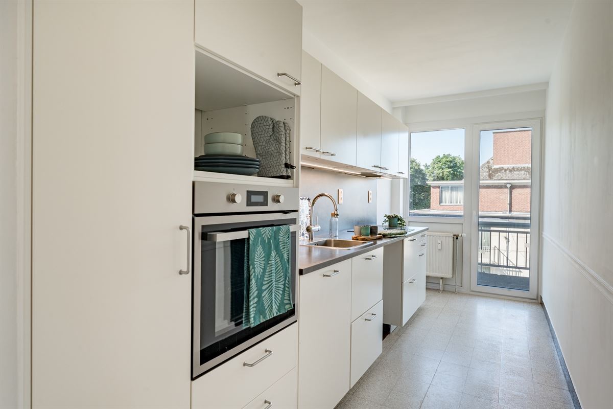 Appartement met twee slaapkamers + garage