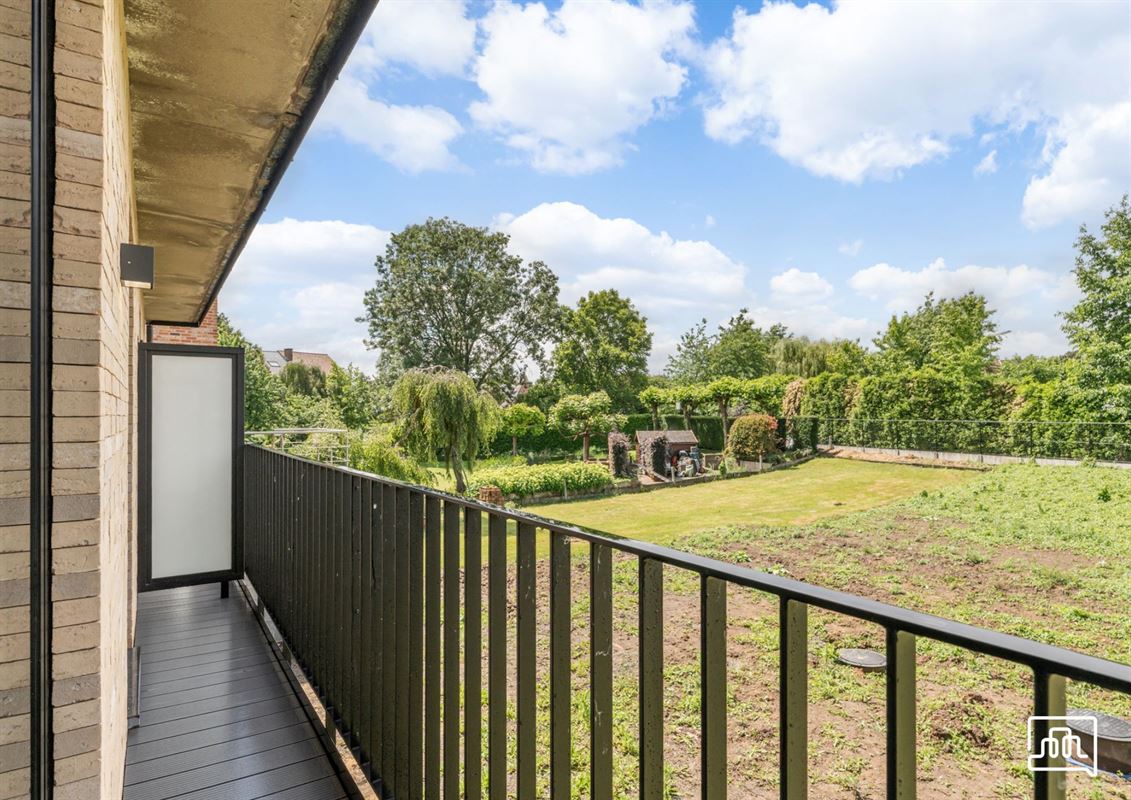 Appartement met 2 slaapkamers en een garage