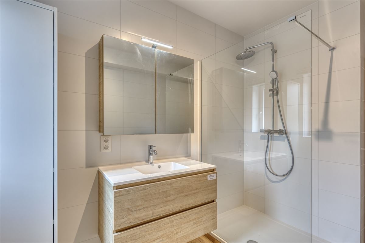 Image 6 : Appartement à 4430 ANS (Belgique) - Prix 875 €