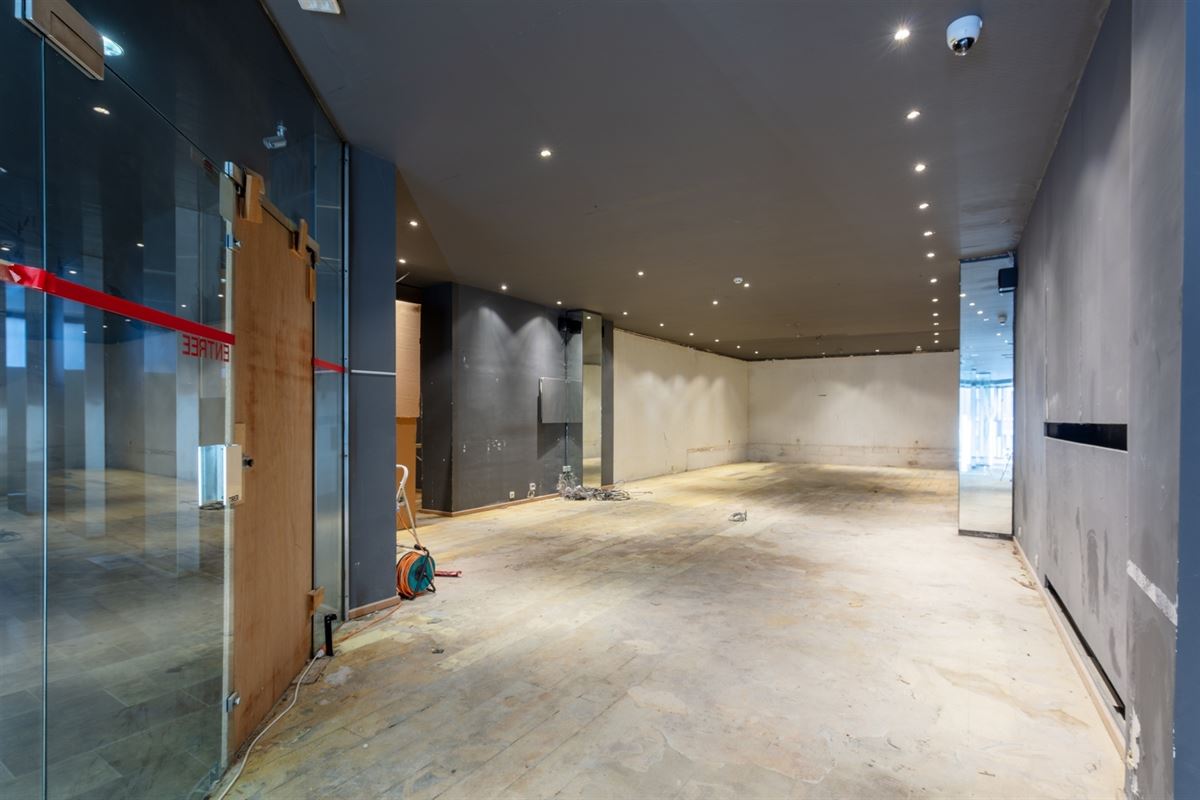 Image 16 : Commercial à 4000 LIÈGE (Belgique) - Prix 2.000 €