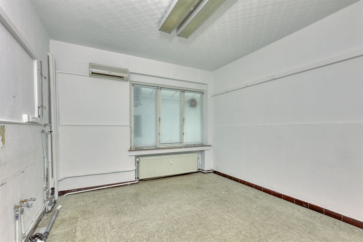 Image 7 : Commercial à 4000 LIÈGE (Belgique) - Prix 1.250 €