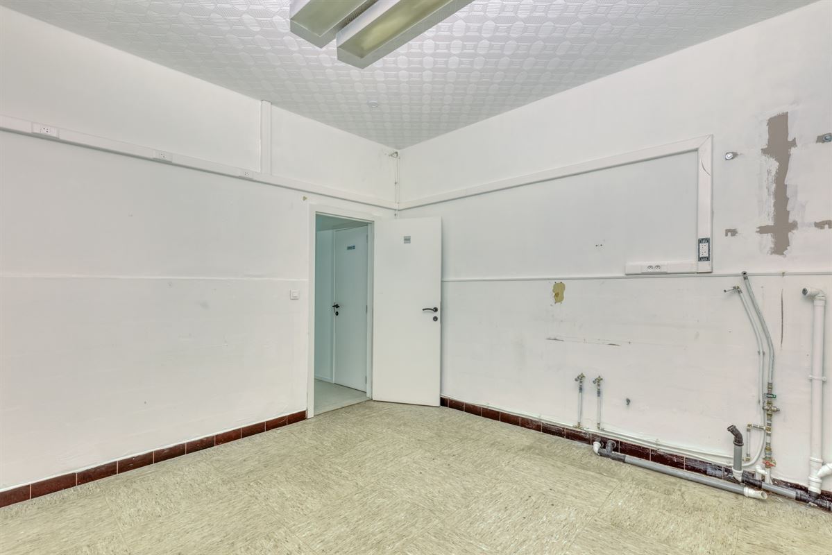 Image 6 : Commercial à 4000 LIÈGE (Belgique) - Prix 1.250 €