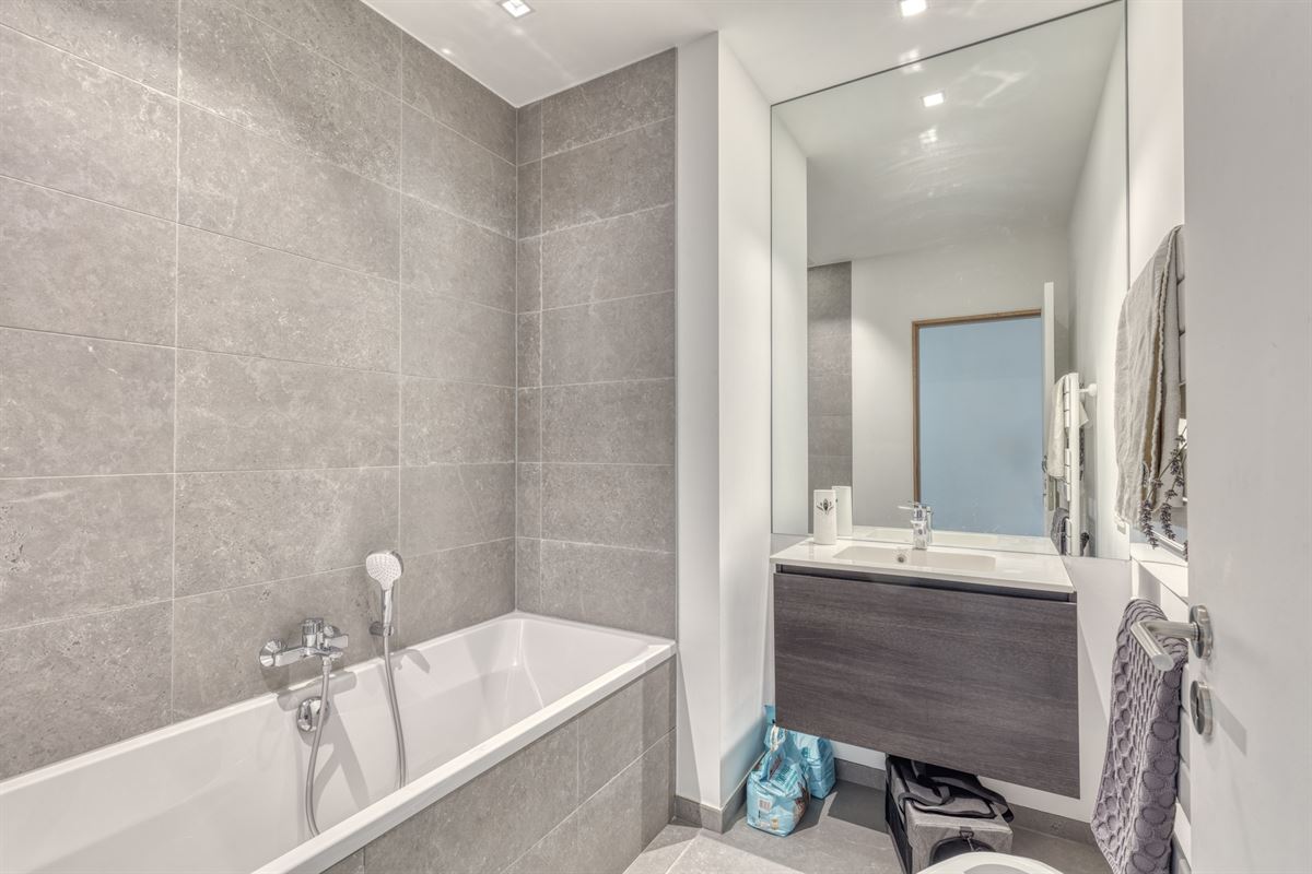 Image 12 : Appartement à 4000 LIÈGE (Belgique) - Prix 1.350 &euro;