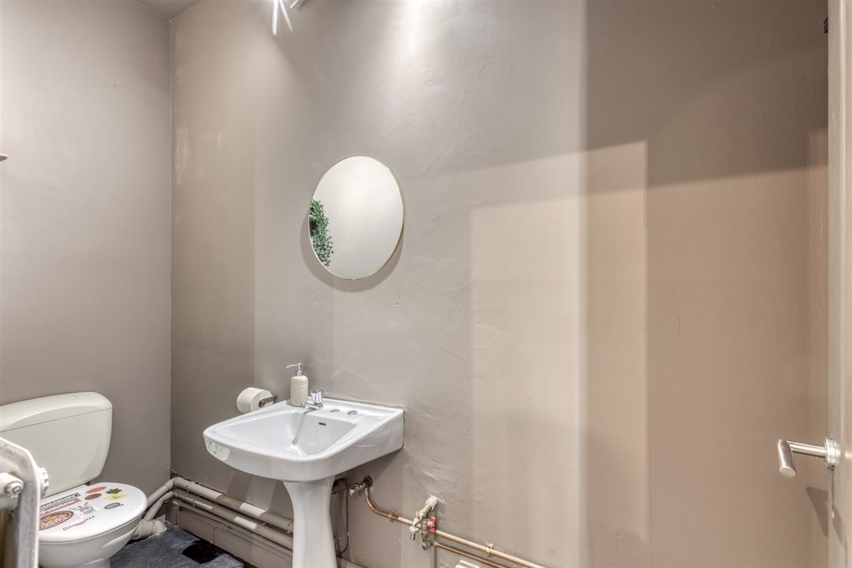 Image 11 : Commercial à 4000 LIÈGE (Belgique) - Prix 950 &euro;