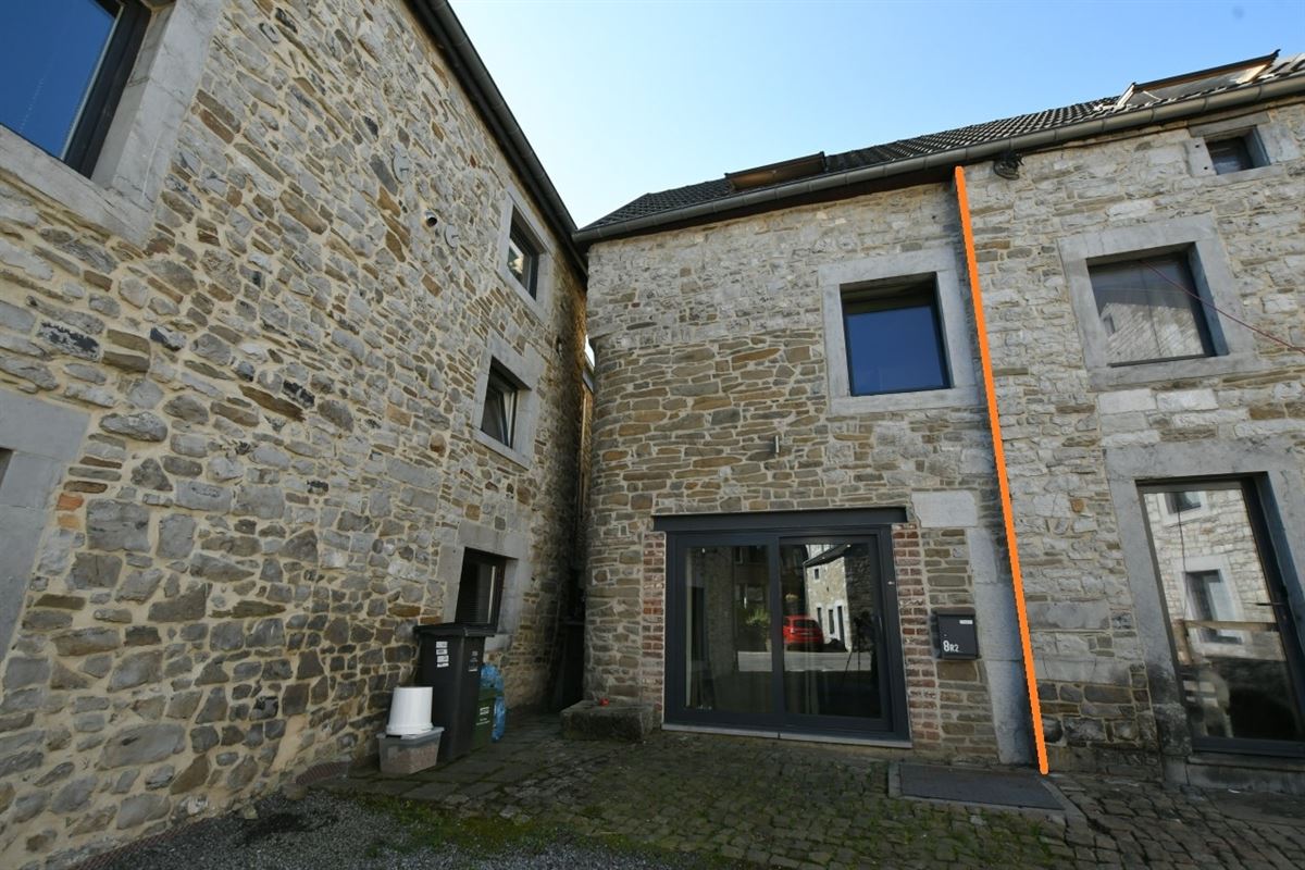 Hübsches Wohnhaus mit Terrasse und Parkplatz
