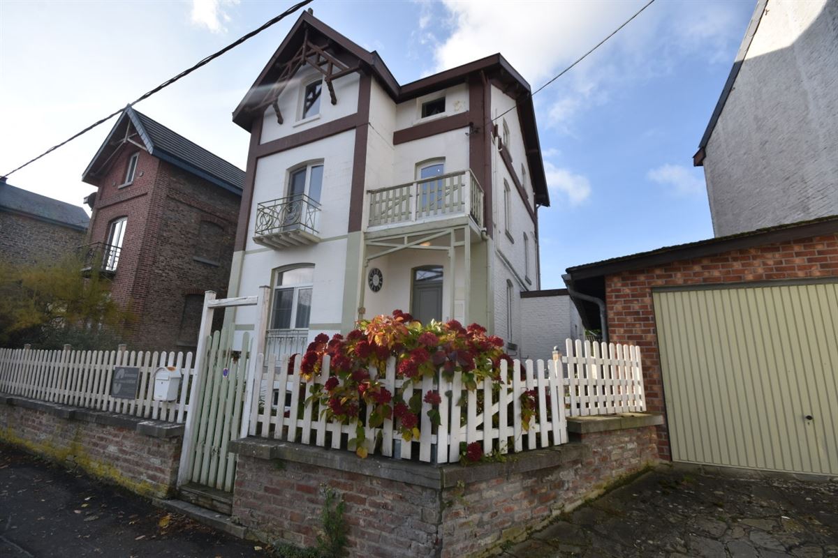 A louer: maison familiale avec garage.