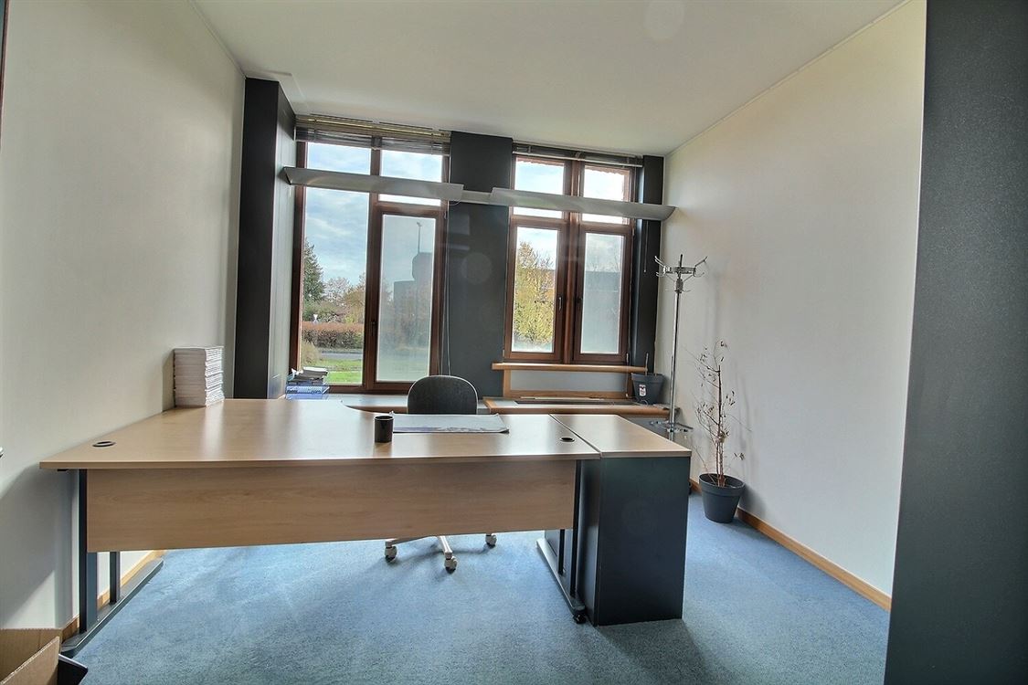 Bureaux à LOUVAIN-LA-NEUVE (0 chambre)