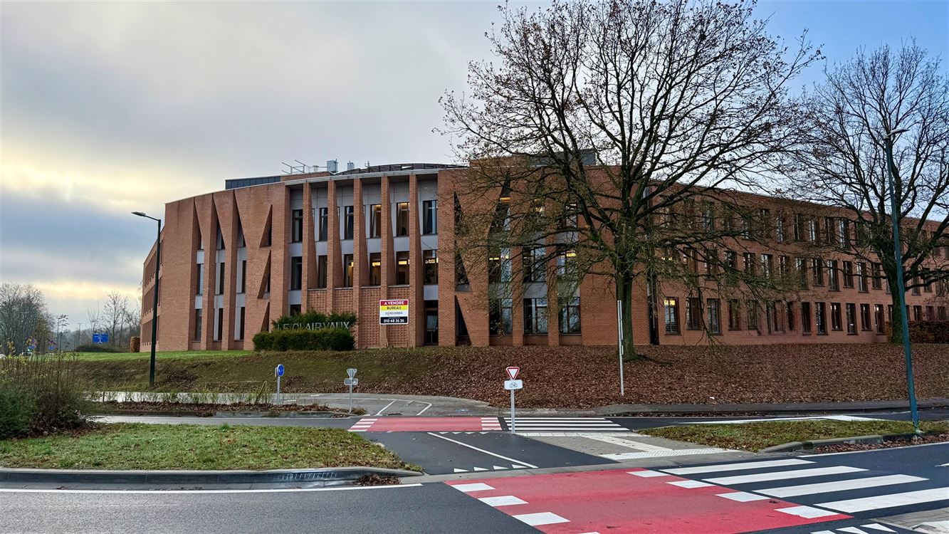 Bureaux à LOUVAIN-LA-NEUVE (0 chambre)