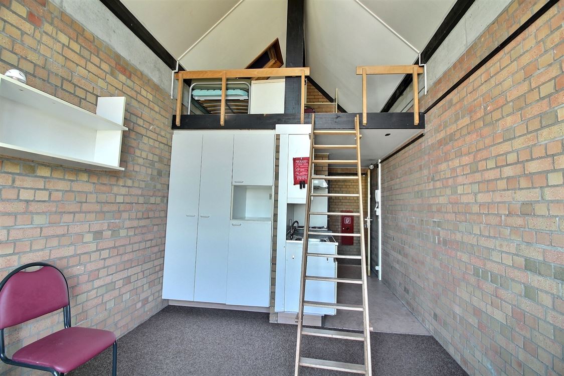 Résidence classique à WOLUWE-ST-LAMBERT (0 chambre)