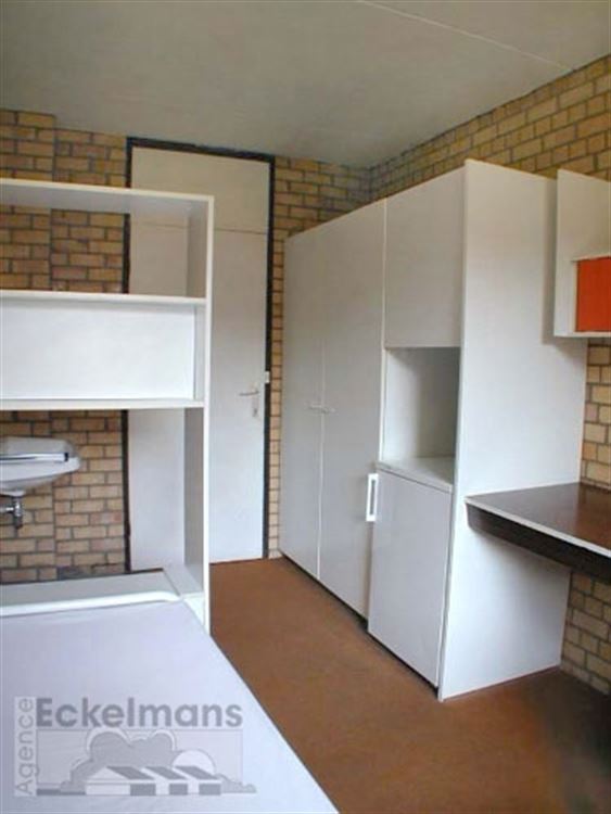 Chambre - kot à LOUVAIN-LA-NEUVE (1 chambre)