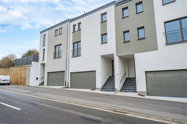 Maison neuve finie 4 chambres avec bureau