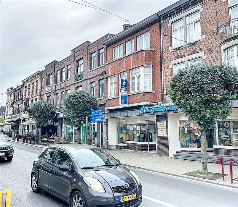 Immeuble commerçial