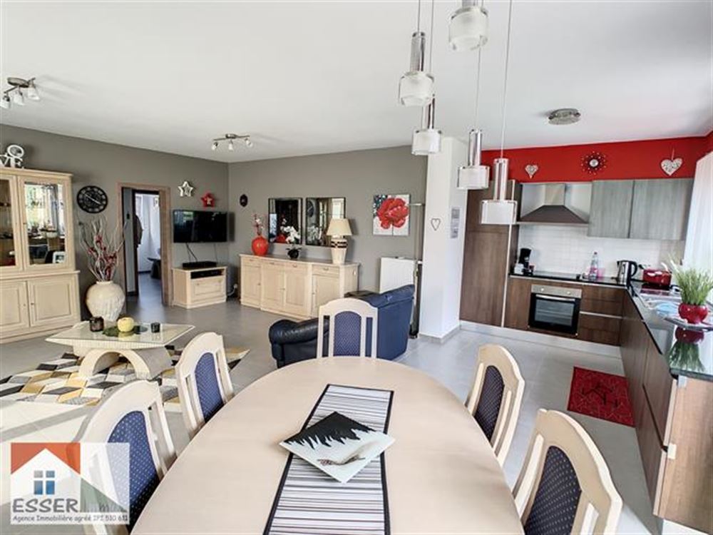 Appartement - Te huur - 7100 La Louviere