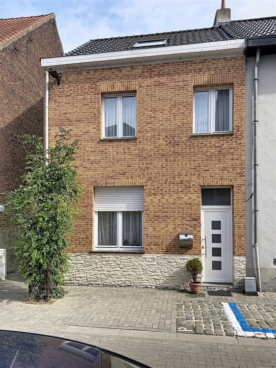 House - To rent - 1651 LOT