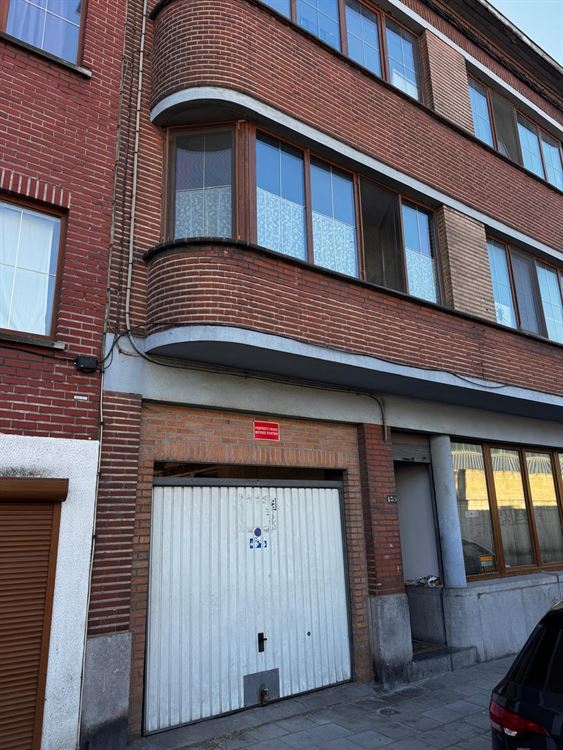 Parking / Garage - À louer - 6001 MARCINELLE