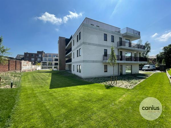 Gelijkvloers appartement met 2 slaapkamers in een groene omgeving