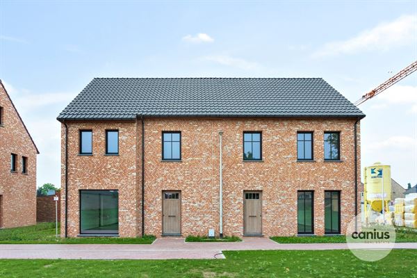 Maison unifamiliale à Kozen