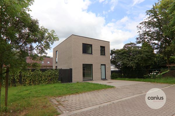 Bâtiment ouvert à haut rendement énergétique à louer