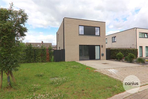 Bâtiment ouvert à haut rendement énergétique à louer