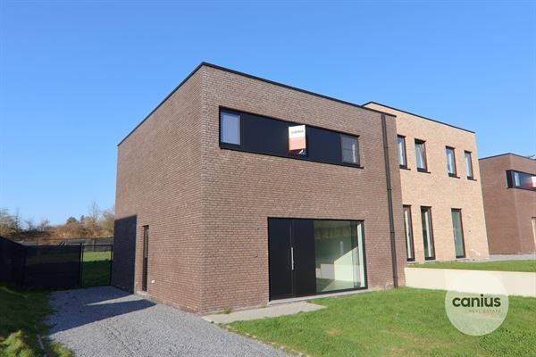 Immeuble jumelé à haut rendement énergétique à louer