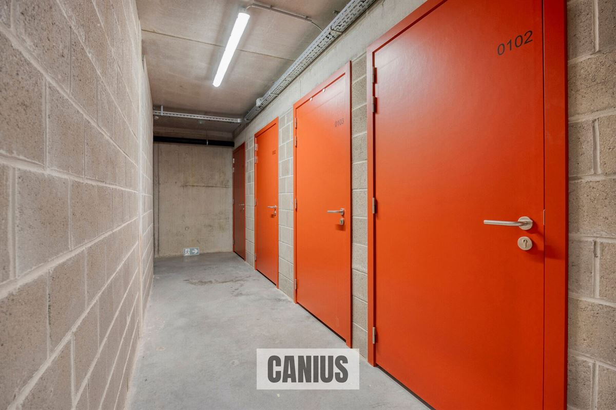 RUIM APP. MET 3 SLPKS EN TERRAS