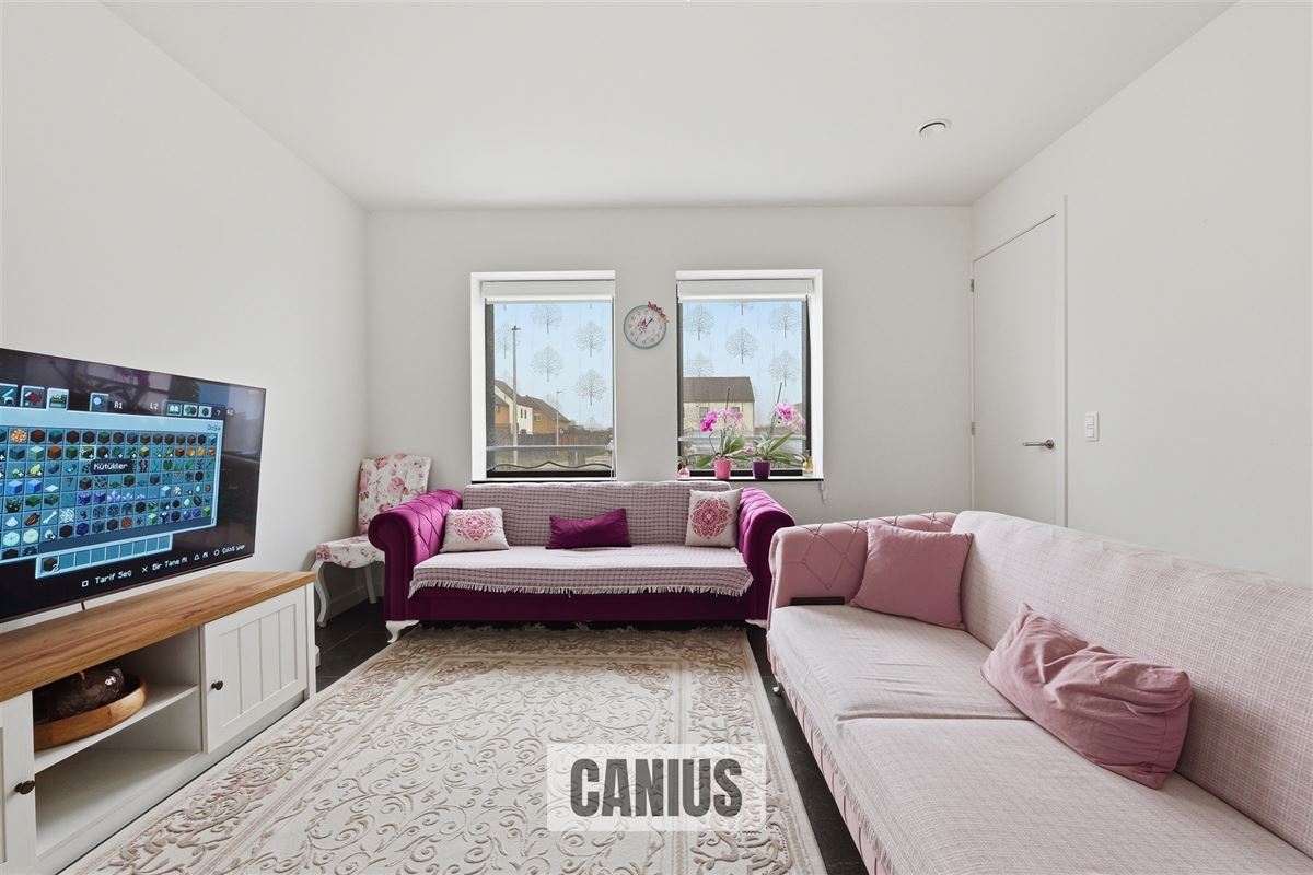MODERNE WONING MET 3 SLKS & TUIN
