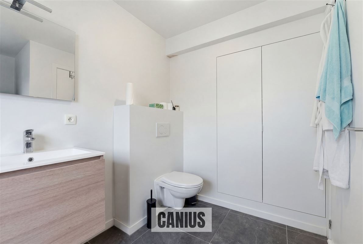 MODERNE WONING MET 3 SLKS & TUIN