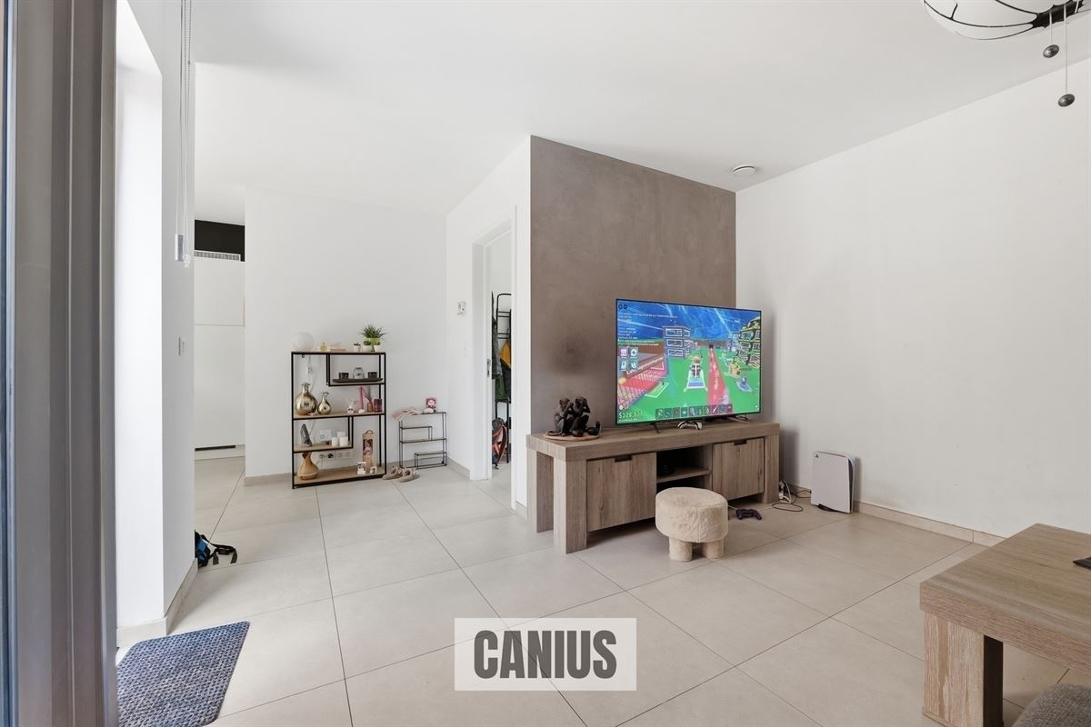 RECENTE WONING MET 3 SLKS NABIJ HET STADSCENTRUM