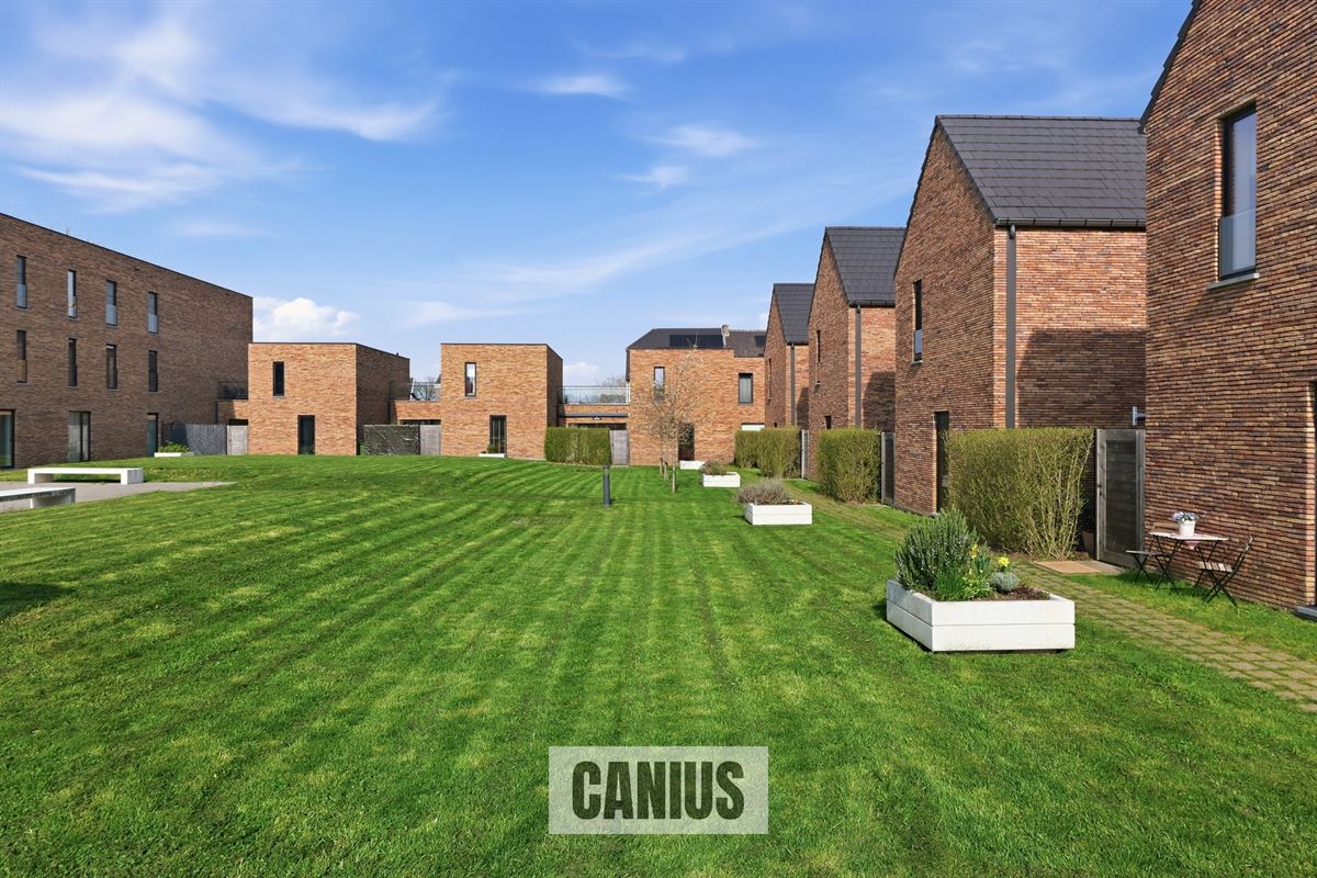 LEUKE WONING MET 3 SLPKS NABIJ HET CENTRUM