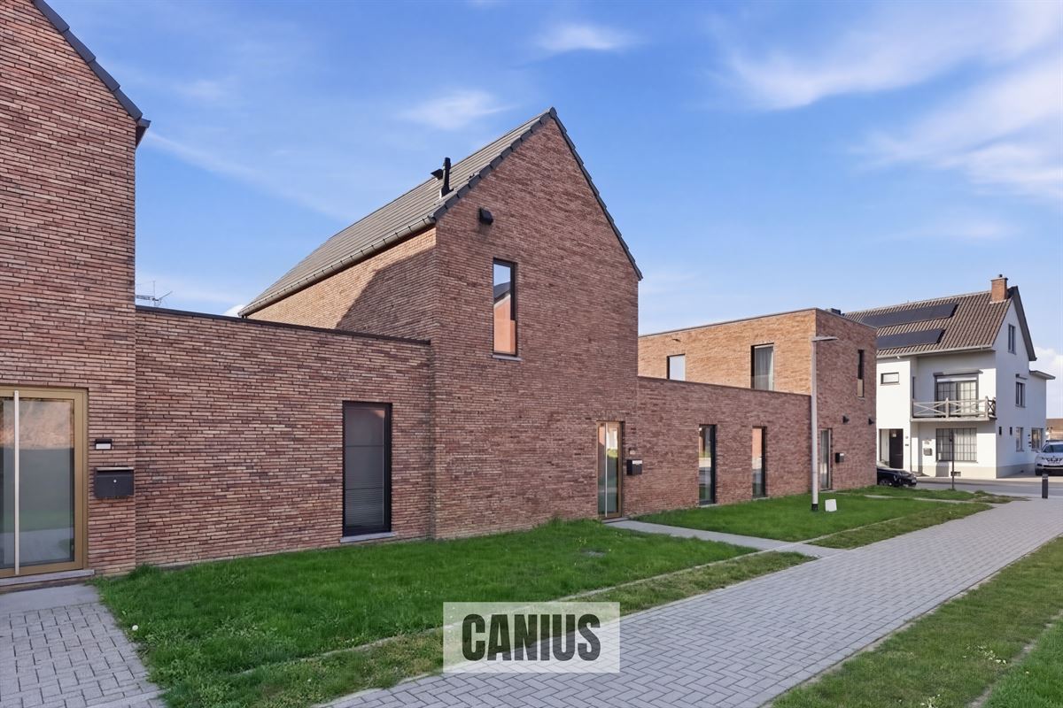 LEUKE WONING MET 3 SLPKS NABIJ HET CENTRUM