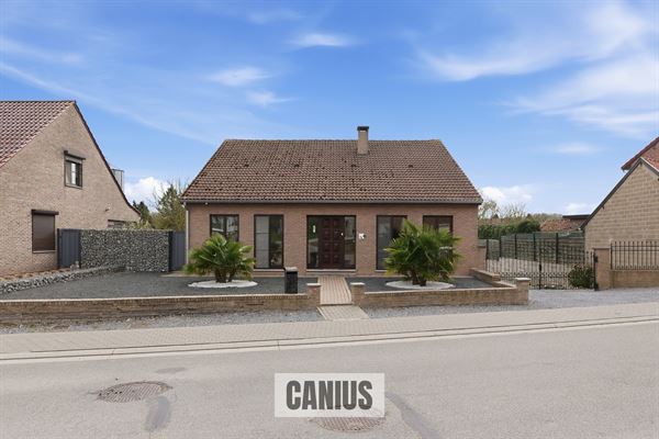 VRIJSTAANDE WONING MET 4 SLAAPKAMERS EN ZUIDELIJK GERICHTE TUIN IN GELINDEN