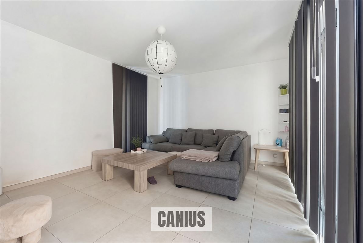 RECENTE WONING MET 3 SLKS NABIJ HET STADSCENTRUM