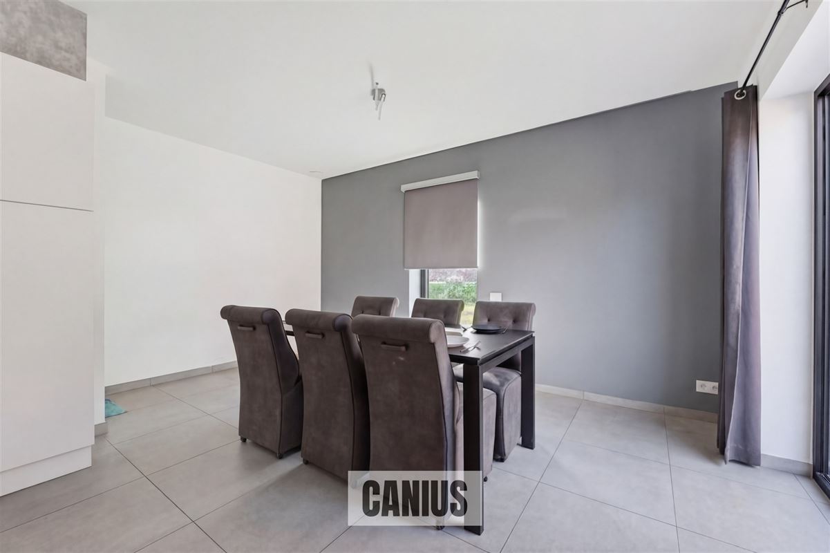 LEUKE WONING MET 3 SLPKS NABIJ HET CENTRUM