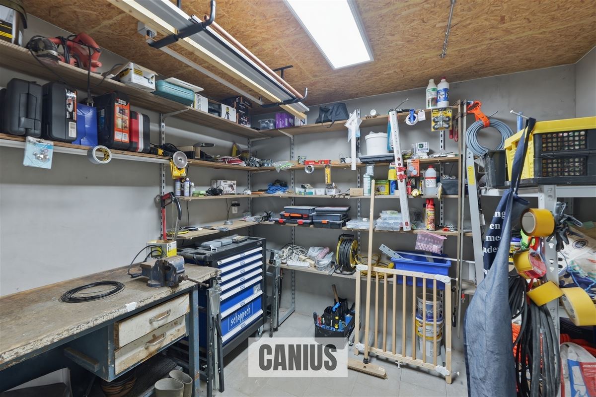 STIJLVOLLE, ENERGIEZUINIGE WONING MET LIFT, 3 SLAAPKAMERS EN PRACHTIGE TUIN NABIJ CENTRUM LANDEN