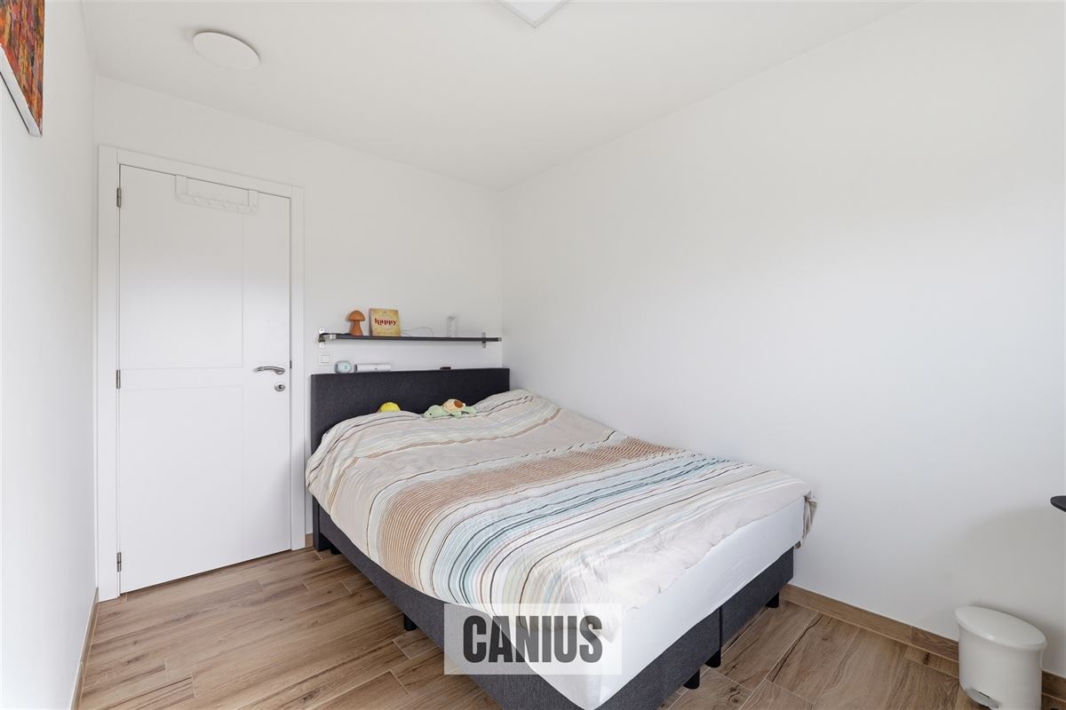 STIJLVOLLE, ENERGIEZUINIGE WONING MET LIFT, 3 SLAAPKAMERS EN PRACHTIGE TUIN NABIJ CENTRUM LANDEN